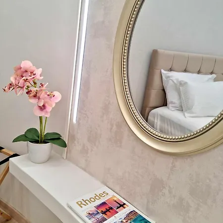 Golden Center עיר רודוס