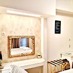 Aparthotel Golden Center 4*