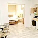 Aparthotel Golden Center 4*