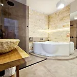 Aparthotel Golden Center 4*