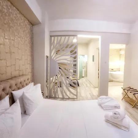 Golden Center Hotel de apartamente 4*