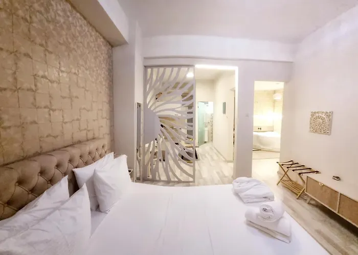 Golden Center شقة فندقية 4*