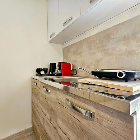 公寓式酒店 Golden Center Rhodes City