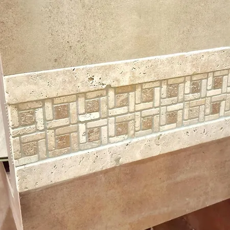 Golden Center 公寓式酒店 Rhodes City