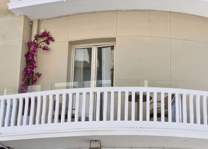 Aparthotel Golden Center 4*