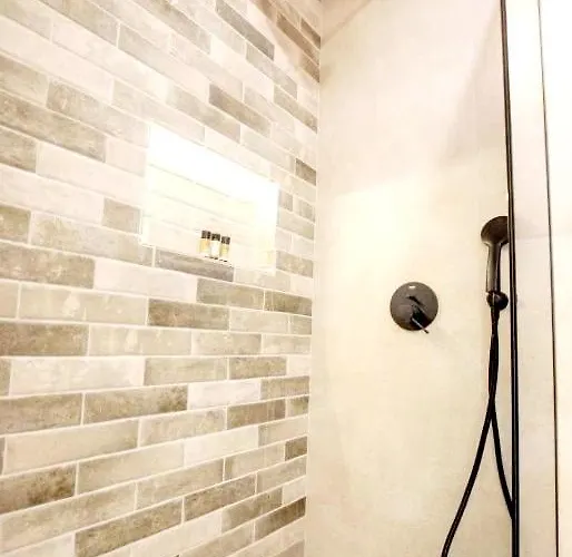 Golden Center Aparthotel 4*